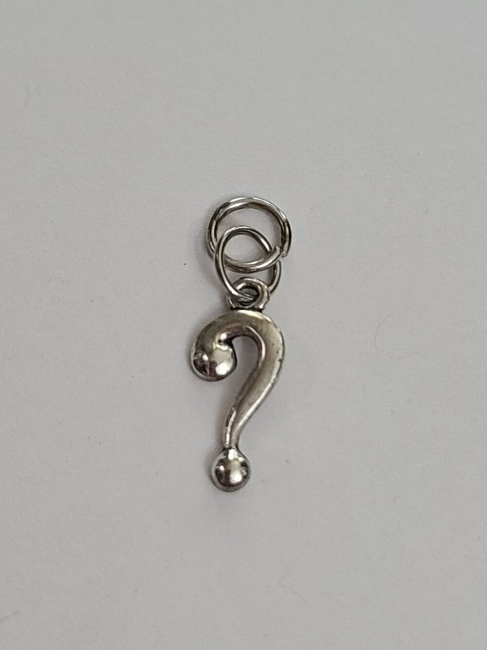 3 Charms - Question Mark, Girl Runner, 2018 Star - Picture 6 of 7